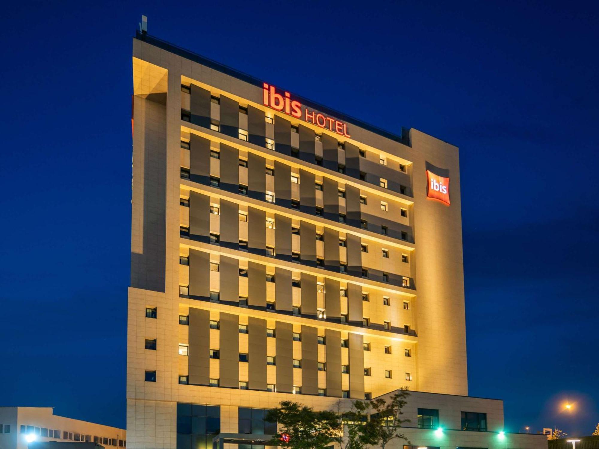 Ibis Istanbul Tuzla Hotel Cayirova Exteriör bild